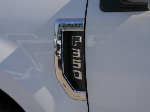 Used 2018 Ford F350 Lariat w/ Lariat Value Package AWD/4WD image 18