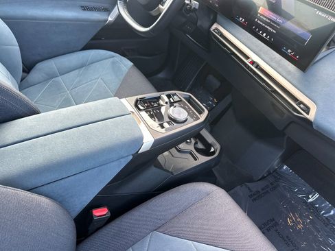 Used 2024 BMW iX xDrive50 image 16