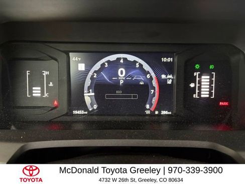 Used 2024 Toyota Tacoma SR5 AWD/4WD image 12