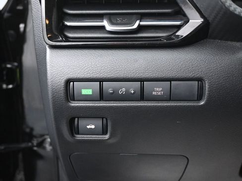 Used 2021 Nissan Sentra SR image 12