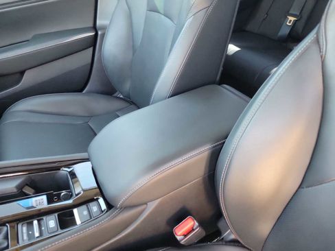 Used 2024 Honda Accord Touring image 16