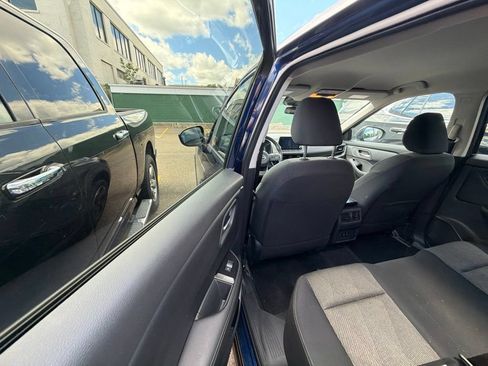 Used 2024 Nissan Rogue SV AWD/4WD image 11