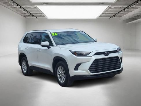 Used 2026 Toyota Grand Highlander AWD image 8