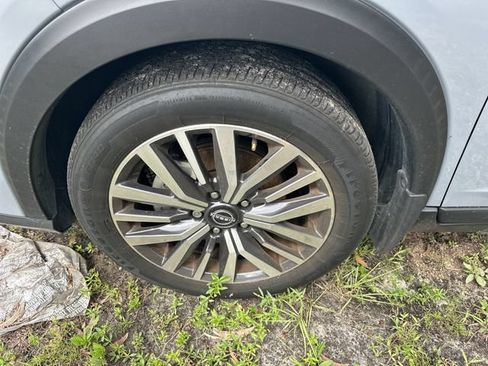 Certified 2023 Nissan Kicks SV FWD image 8