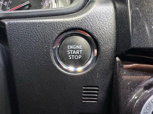 Certified 2024 Toyota 4Runner TRD Off-Road Premium image 29