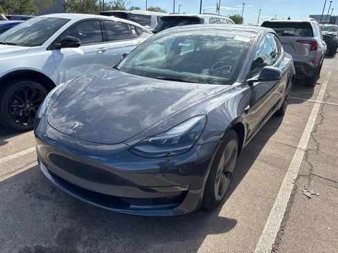 Used 2023 Tesla Model 3 Standard Range RWD image 2
