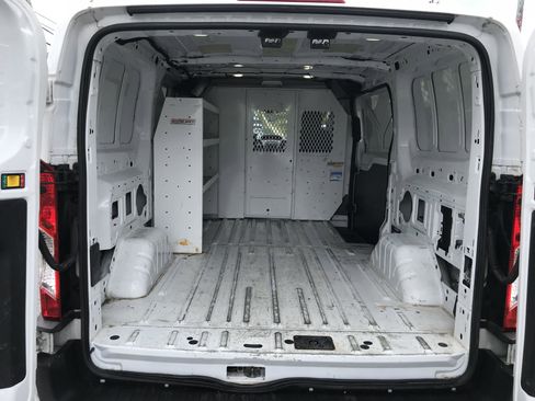 Used 2017 Ford Transit 250 RWD image 15