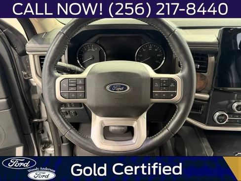Used 2022 Ford Expedition XLT RWD image 10