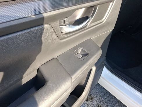 Used 2024 Honda CR-V EX image 10