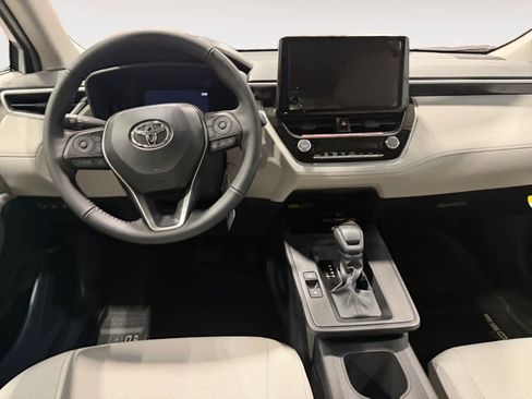 New 2026 Toyota Corolla Cross LE FWD image 10