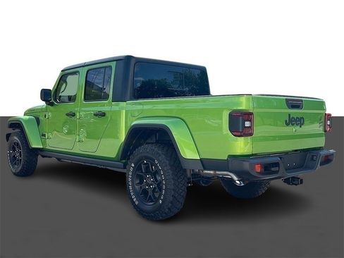 New 2025 Jeep Gladiator Willys image 4