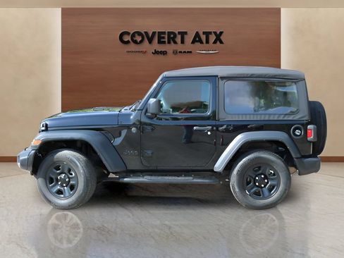 Used 2023 Jeep Wrangler Sport AWD/4WD image 2