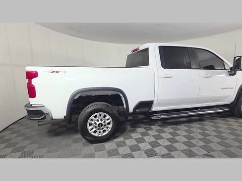 Used 2025 Chevrolet Silverado 2500 LT w/ Convenience Package AWD/4WD image 36