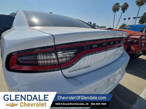 Used 2021 Dodge Charger SXT RWD image 5