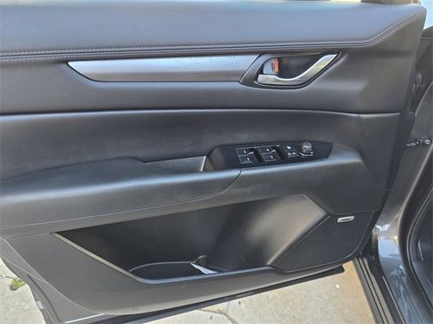 Used 2019 MAZDA CX-5 Touring image 8