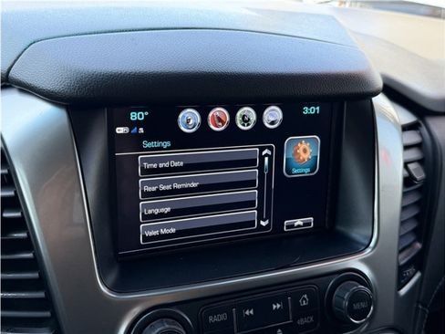 Used 2020 Chevrolet Suburban LT w/ Max Trailering Package RWD image 50