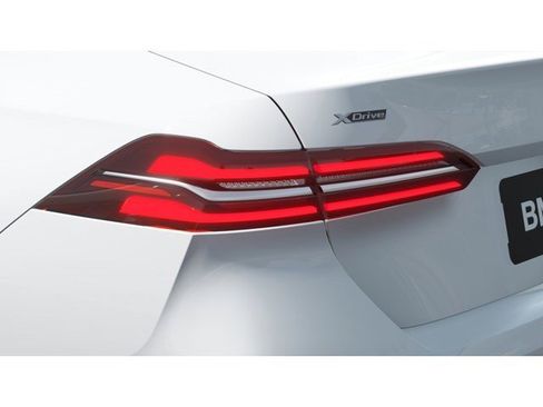 New 2026 BMW 530i xDrive image 8