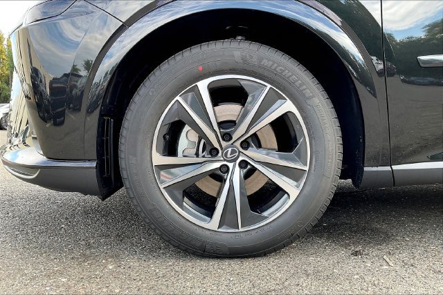 New 2026 Lexus RX 350 Premium w/ Accessory Package (2T) AWD/4WD image 12