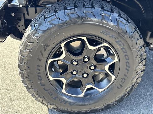 Used 2021 Jeep Wrangler Unlimited Rubicon 4xe w/ Steel Bumper Group image 14