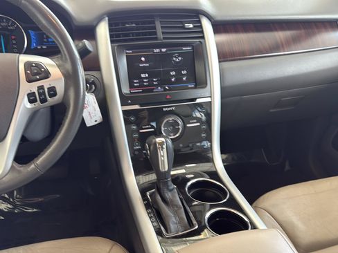 Used 2013 Ford Edge Limited FWD image 32