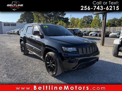 Used 2019 Jeep Grand Cherokee Altitude