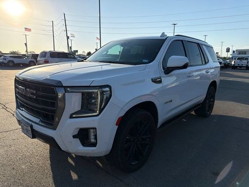Used 2023 GMC Yukon AT4 w/ Technology Package AWD/4WD image 2