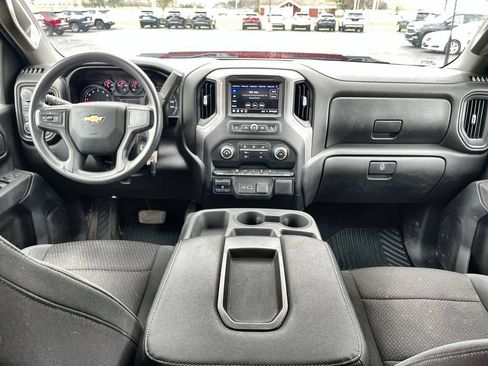 Used 2021 Chevrolet Silverado 2500 Custom w/ Custom Value Package AWD/4WD image 18
