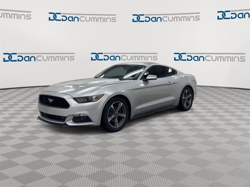 Used 2015 Ford Mustang Coupe w/ Equipment Group 051A image 4