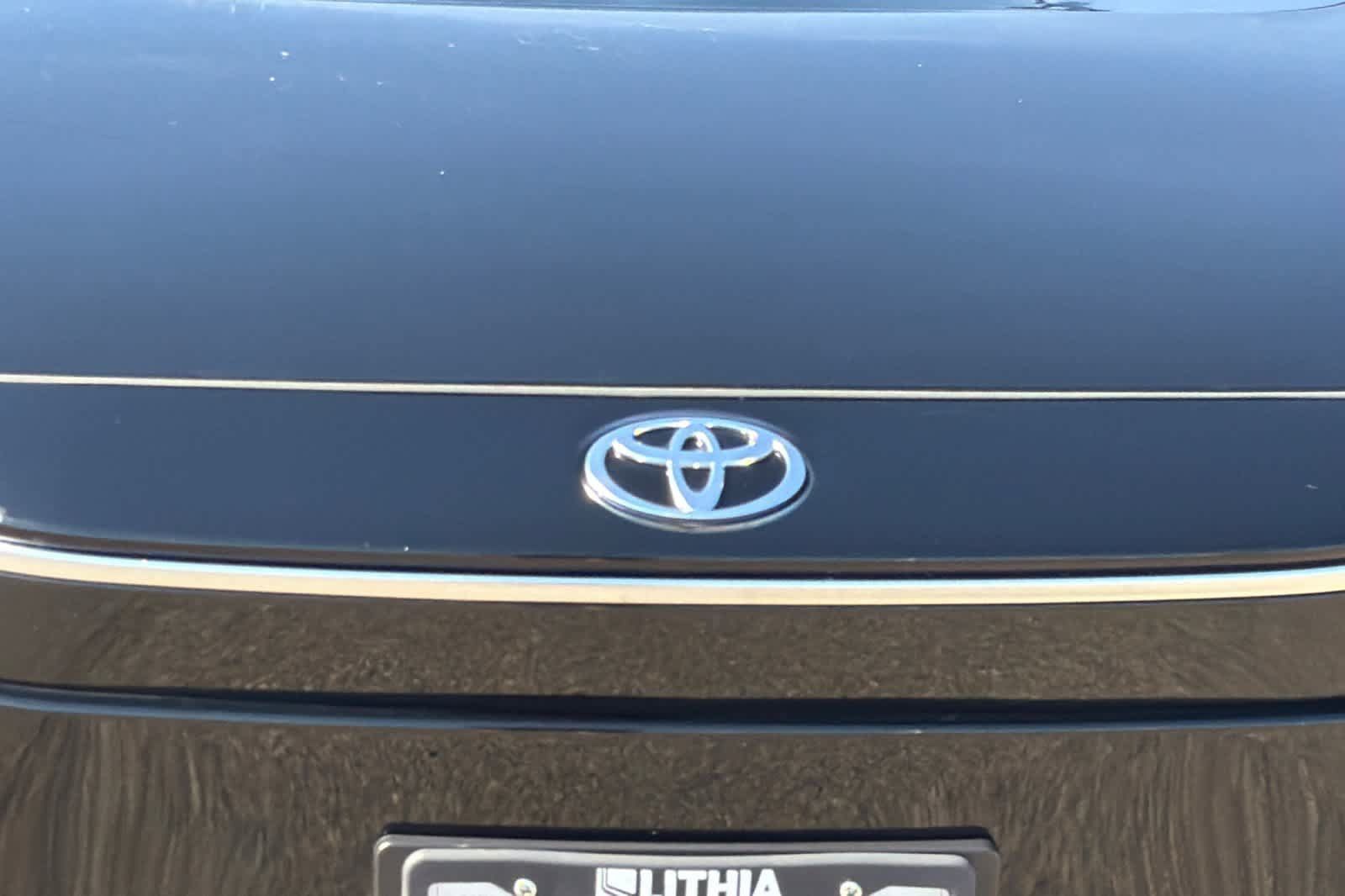 Used 2025 Toyota bZ4X FWD w/ Weather Package image 16