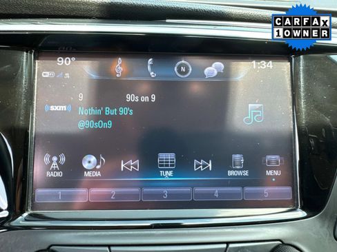 Used 2018 Buick Envision Essence image 27