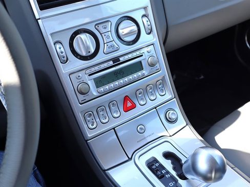 Used 2004 Chrysler Crossfire Coupe image 23