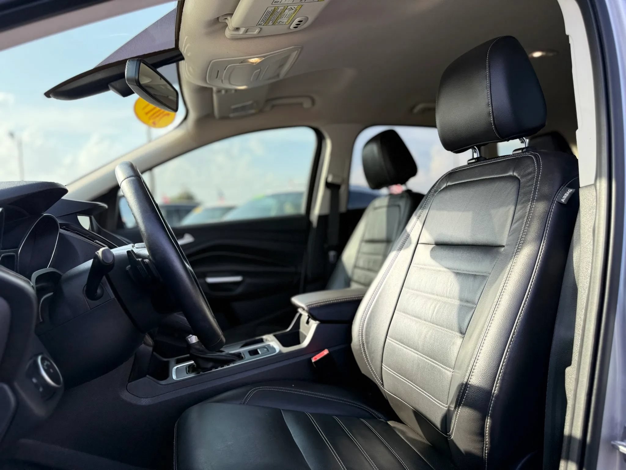 Used 2017 Ford Escape Titanium FWD image 13