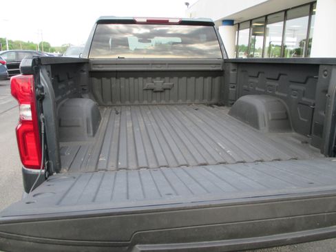 Used 2021 Chevrolet Silverado 1500 LT Trail Boss w/ Bed Protection Package AWD/4WD image 10