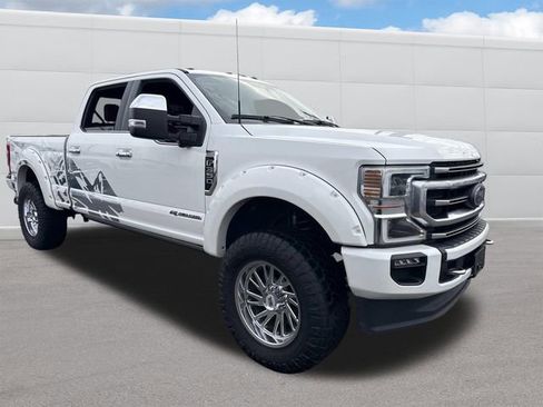 Used 2022 Ford F350 Platinum w/ FX4 Off-Road Package image 8