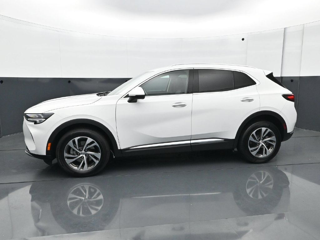 Used 2023 Buick Envision Essence AWD/4WD image 3