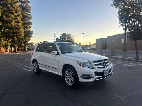 Used 2014 Mercedes-Benz GLK 350 2WD image 7