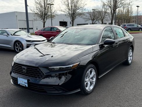 New 2026 Honda Accord LX image 4