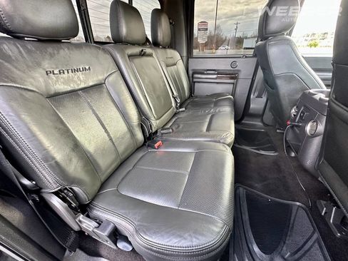 Used 2013 Ford F250 Platinum image 17