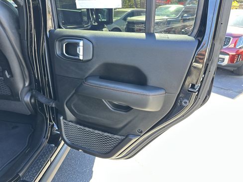 Used 2022 Jeep Gladiator Mojave w/ Trailer Tow Package image 20