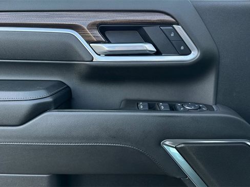 Certified 2025 Chevrolet Silverado 2500 LT w/ Trail Boss Package image 11