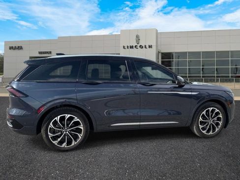 Certified 2024 Lincoln Nautilus Reserve AWD/4WD image 3