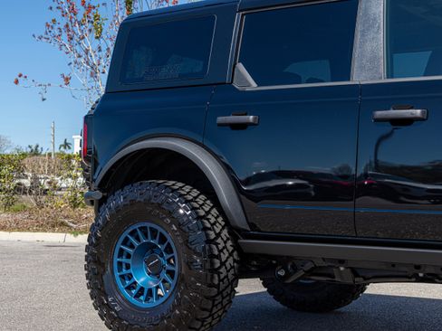 New 2025 Ford Bronco Badlands image 38