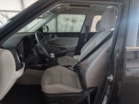 Used 2024 Kia Soul EX image 10