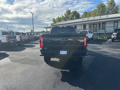 New 2026 Ford F250 Lariat w/ Black Appearance Package image 6