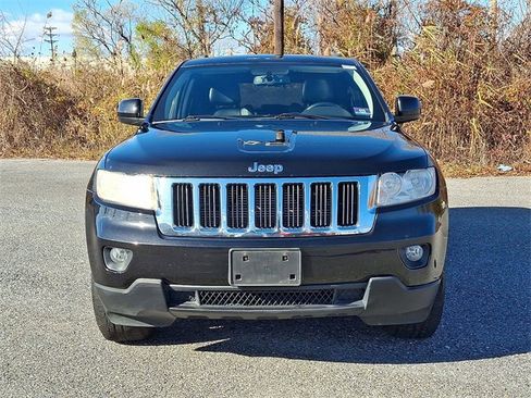 Used 2013 Jeep Grand Cherokee Laredo image 2