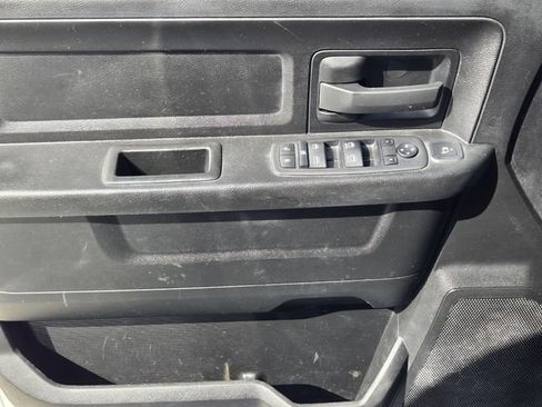 Used 2024 RAM 5500 Tradesman w/ Chrome Appearance Group AWD/4WD image 28