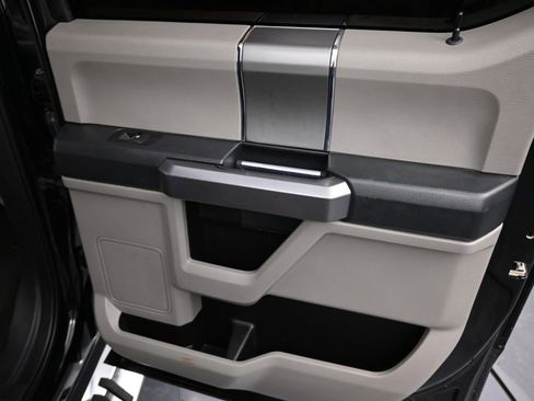 Used 2022 Ford F250 XLT w/ XLT Premium Package image 30