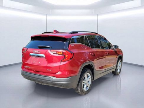 Used 2018 GMC Terrain SLE w/ Driver Convenience Package AWD/4WD image 4