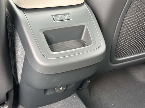 New 2026 Volvo XC60 B5 Plus w/ Protection Package Premier image 10