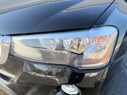 Used 2017 BMW X3 xDrive28i image 11